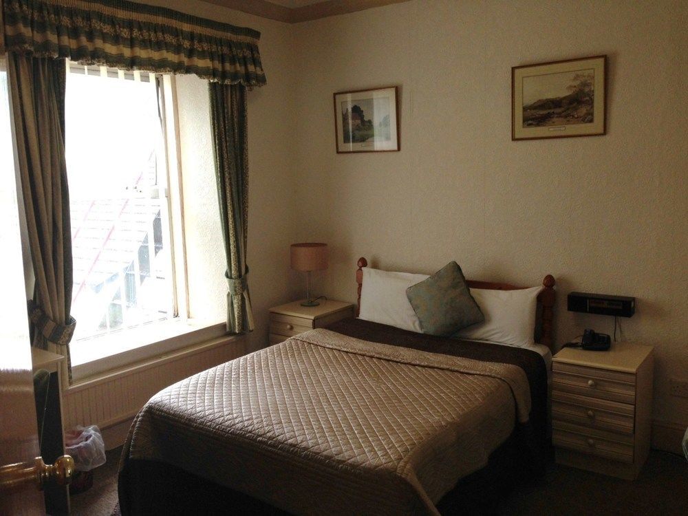 Tregenna Hotel Merthyr Tydfil Exterior photo